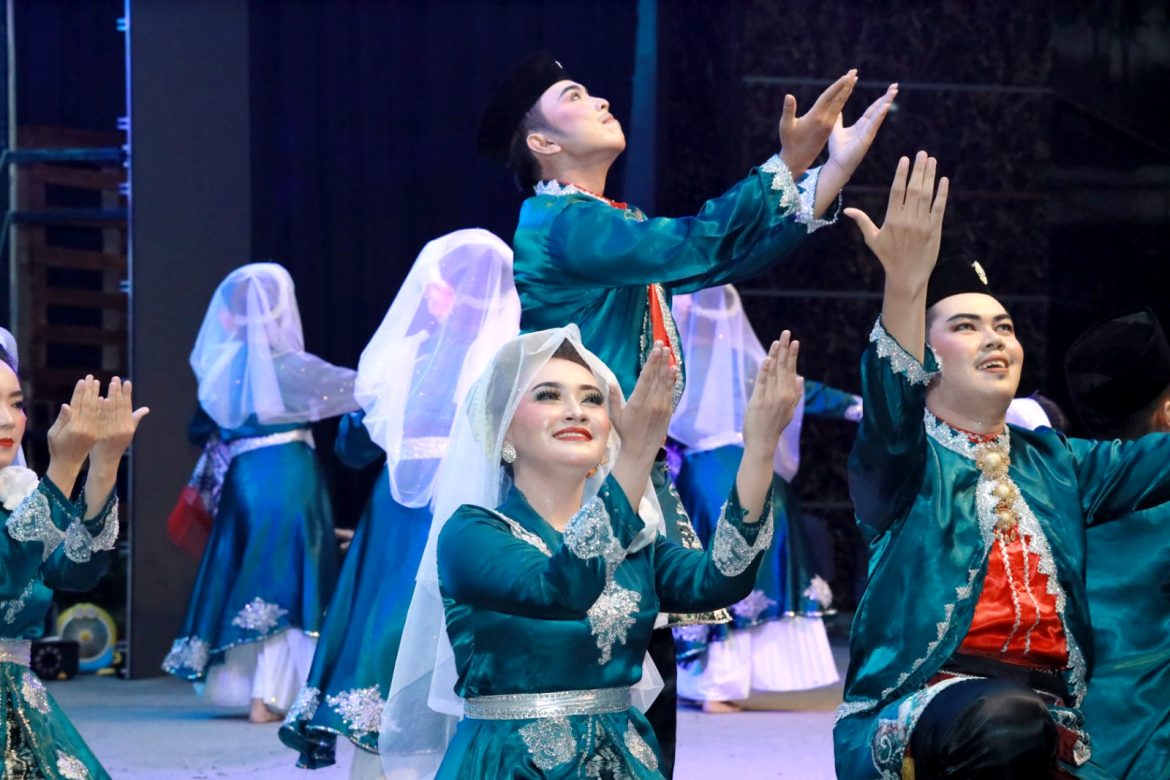 Sukses dan Meriah, Serumpun Festival 2025 Batola Ditutup H. Bahrul