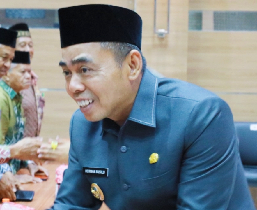 Herman Susilo: Optimalkan Pendapatan Pajak dan Retribusi Daerah