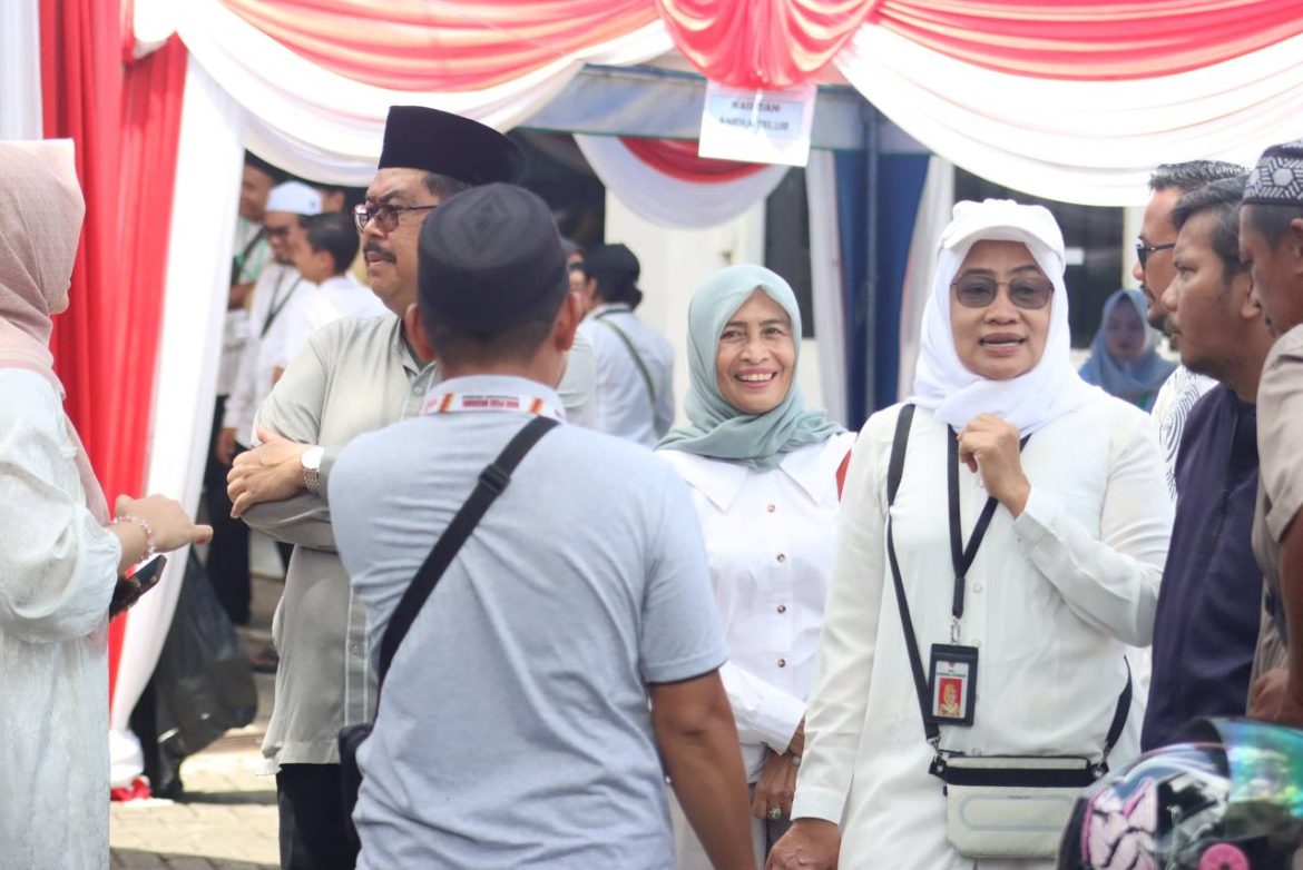 1.250 Porsi Makanan dan 1000 Paket Snack dari Disperkim Kalsel Gasan Jamaah Haul