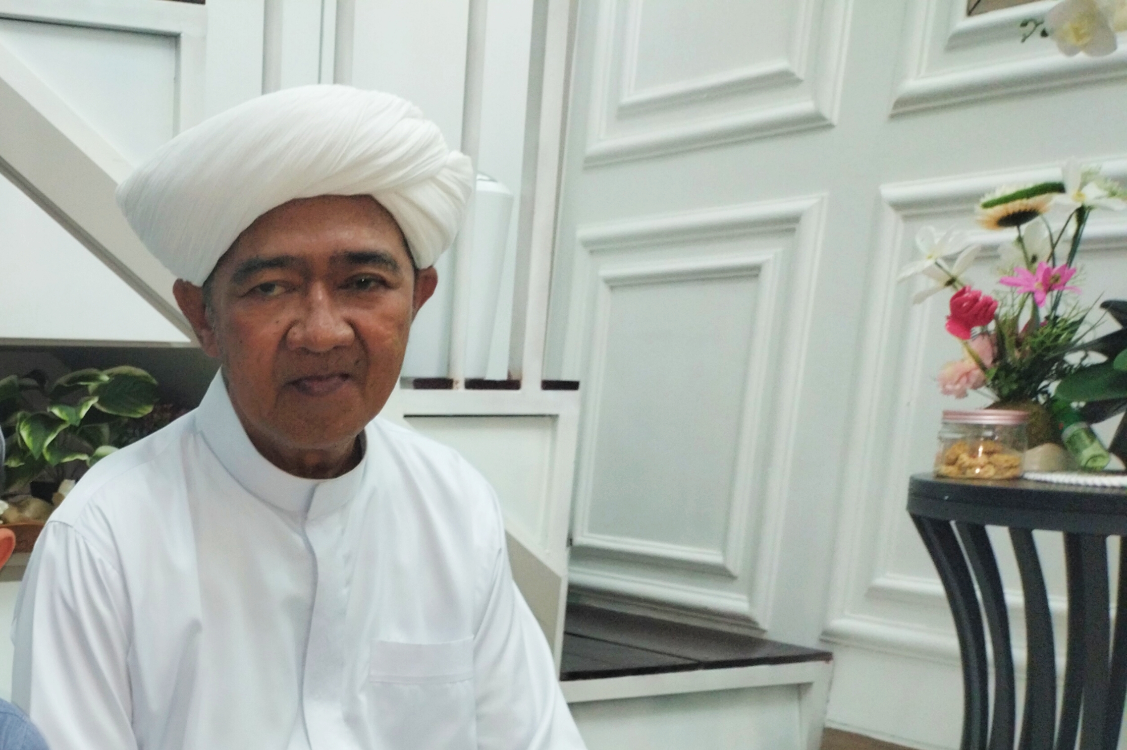 Guru Gabin: Memberi Makan, Amalan Mulia yang Membuat Surga Merindukan Pelakunya